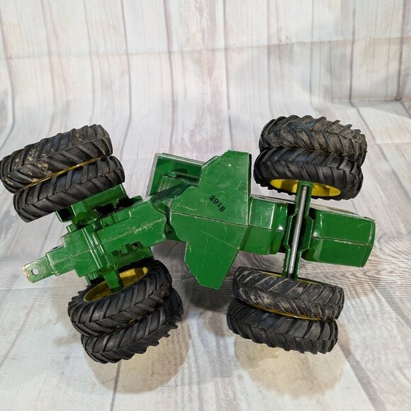 ERTL John Deere Articulated 8650 (?) 4-Wheel Drive Tractor W/Duals 1/16 Vintage - Picture 15 of 16